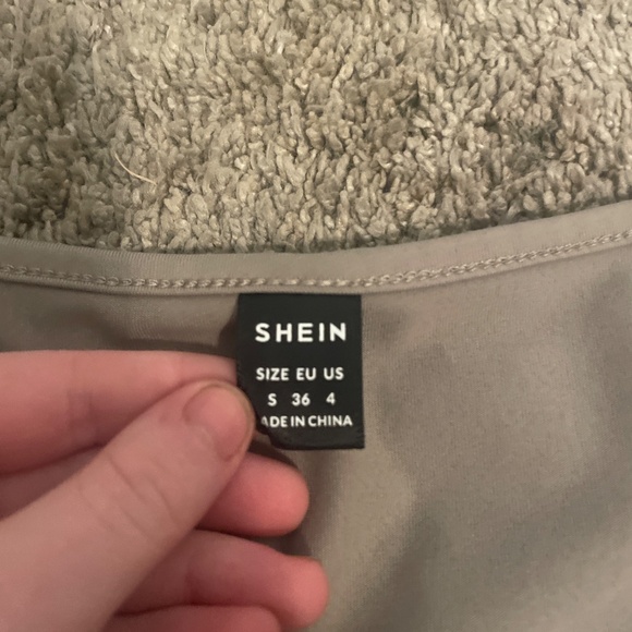 SHEIN square neck top - Picture 2 of 2